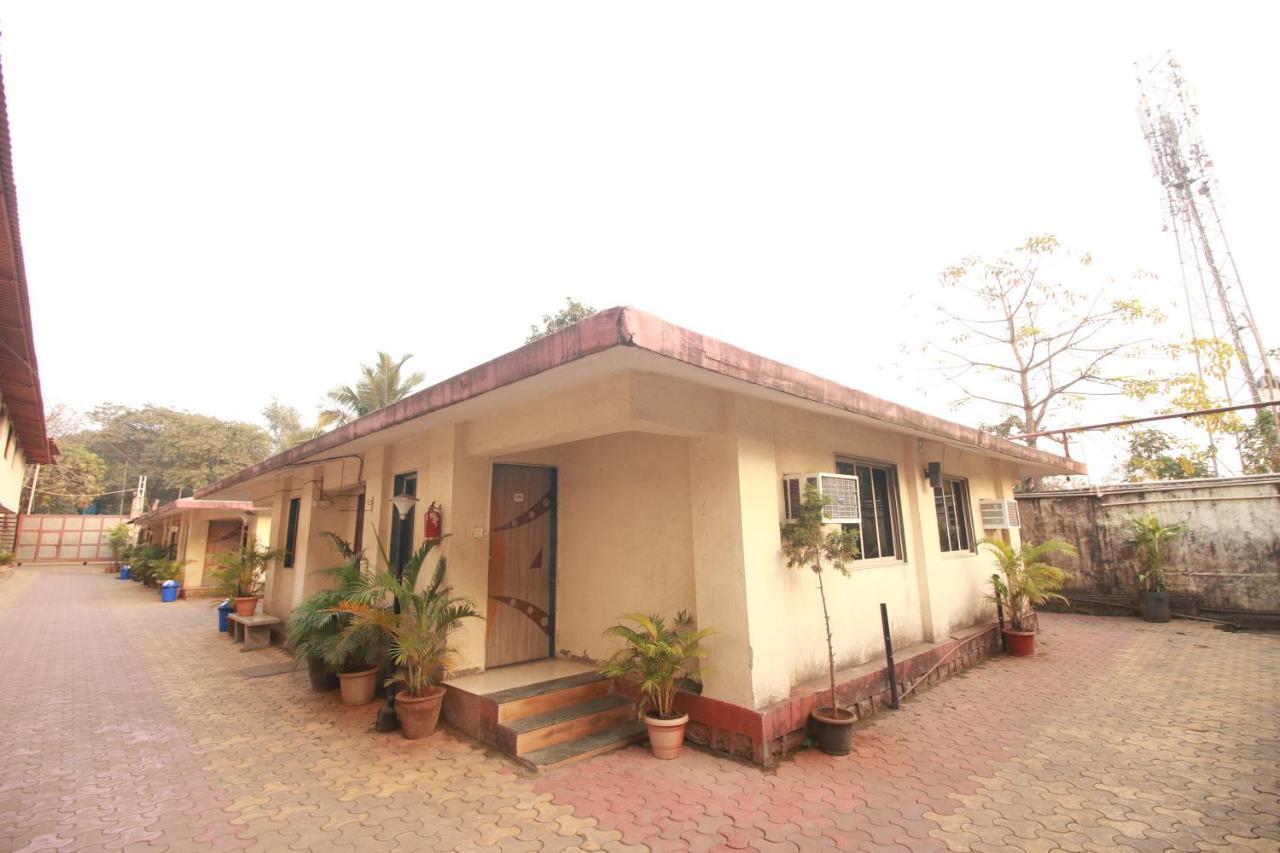 Hotel Nest Inn Residency Bhiwandi Exteriör bild