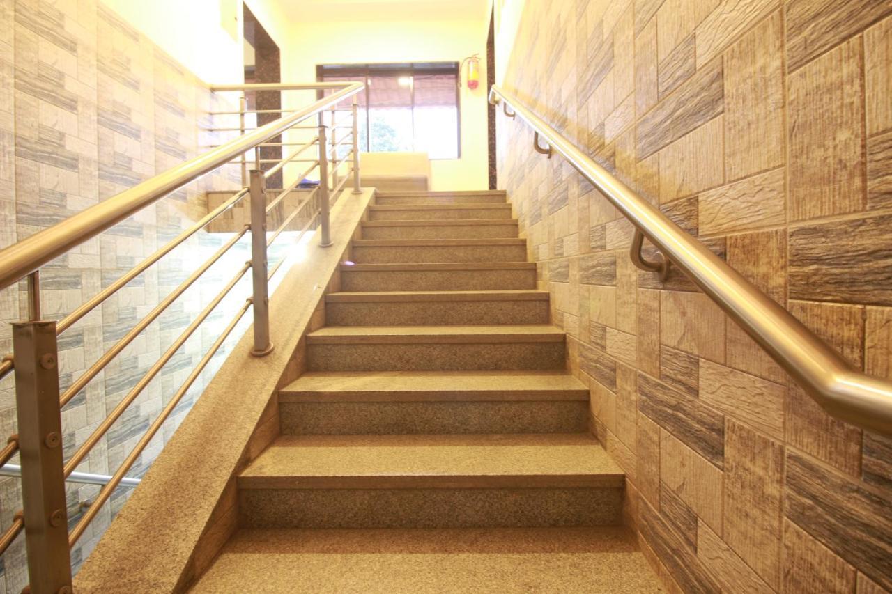 Hotel Nest Inn Residency Bhiwandi Exteriör bild